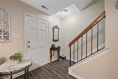 1839 Olde Buckingham Rd, Hampton, VA 23669