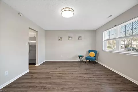 1839 Olde Buckingham Rd, Hampton, VA 23669 photo 3