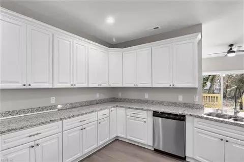 Kitchen - 226 Pine St, Suffolk, VA 23434 photo 1 of 2