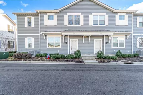 5122 Cora Anne Ln, Virginia Beach, VA 23455