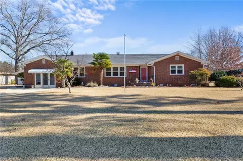 1404 Shelton Rd, Virginia Beach, VA 23455