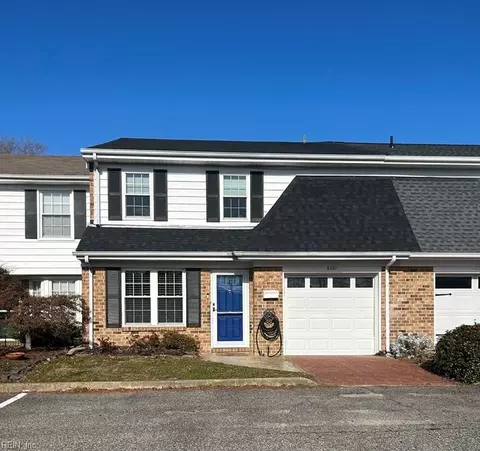 4480 Drum Castle Ct, Virginia Beach, VA 23455