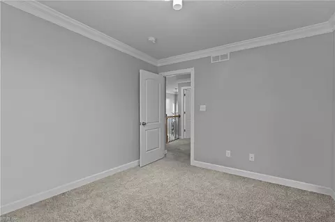 Bedroom - 216 Middle Rd, Hampton, VA 23666 photo 11 of 20