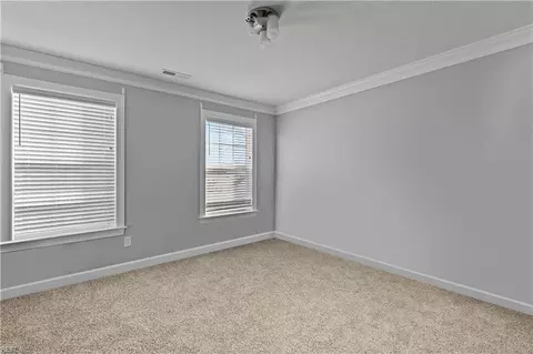 Bedroom - 216 Middle Rd, Hampton, VA 23666 photo 5 of 20