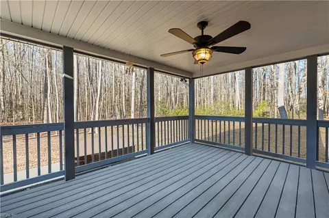 Exterior - 216 Middle Rd, Hampton, VA 23666 photo 4 of 4
