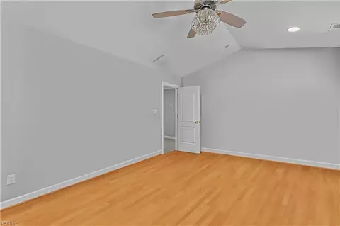 Bedroom - 216 Middle Rd, Hampton, VA 23666 photo 13 of 20