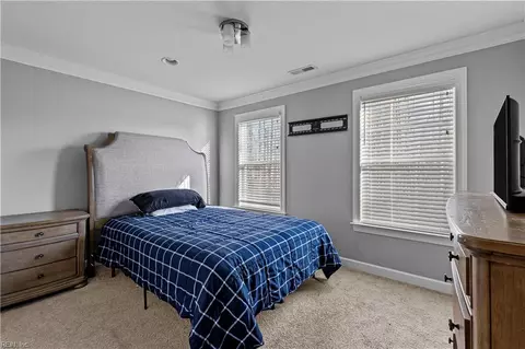 Bedroom - 216 Middle Rd, Hampton, VA 23666 photo 2 of 20
