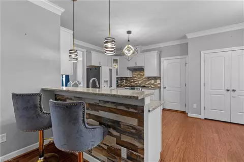 Kitchen - 216 Middle Rd, Hampton, VA 23666 photo 6 of 6