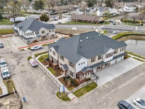 View/Area - 710 Watermark Way, Hampton, VA 23666 photo 1 of 5