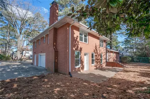Exterior - 1459 Harmott Ave, Norfolk, VA 23509 photo 2 of 5
