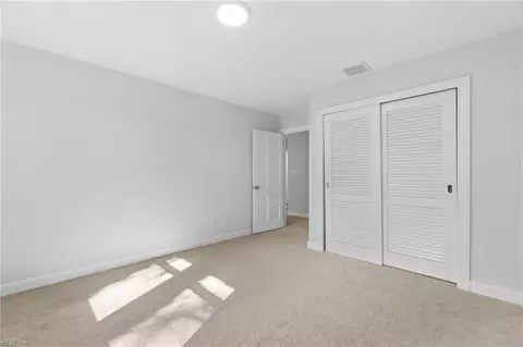 Bedroom - 1459 Harmott Ave, Norfolk, VA 23509 photo 1 of 10
