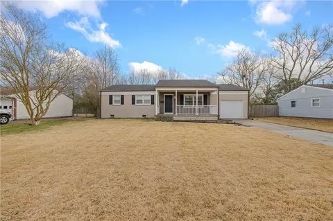936 Carriage Hill Rd, Virginia Beach, VA 23452