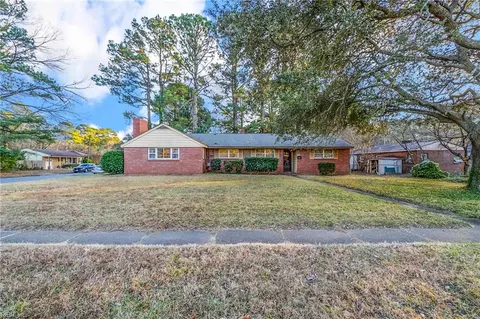 533 Thole St, Norfolk, VA 23505