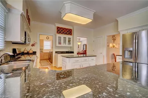 Kitchen - 1337 Baffy Loop, Chesapeake, VA 23320 photo 3 of 4