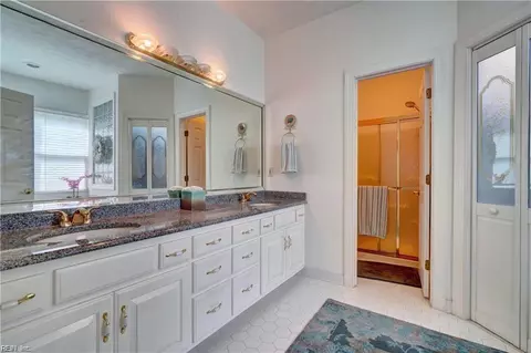 Bath - 1337 Baffy Loop, Chesapeake, VA 23320 photo 1 of 6