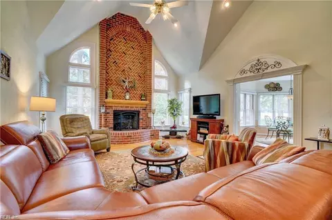 Living - 1337 Baffy Loop, Chesapeake, VA 23320 photo 1 of 3