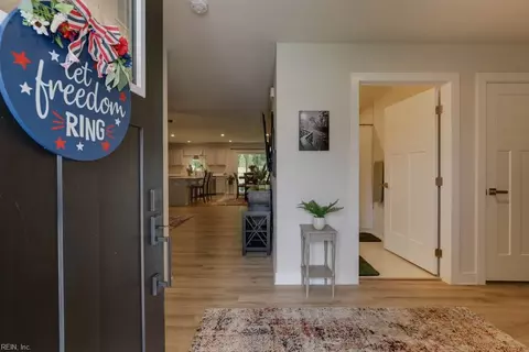 Entry Way - 6923 Healy Ave, Gloucester, VA 23061 photo 1 of 6