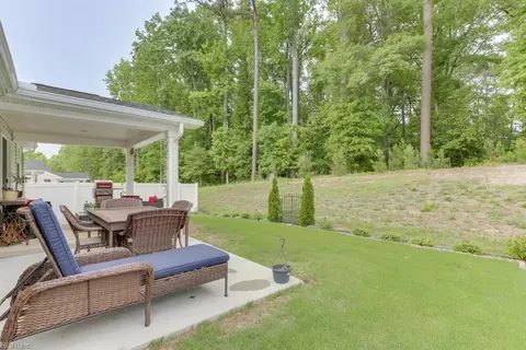 Exterior - 6923 Healy Ave, Gloucester, VA 23061 photo 4 of 5