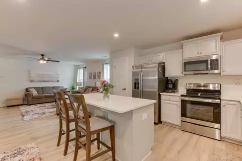 Kitchen - 6923 Healy Ave, Gloucester, VA 23061 photo 2 of 4