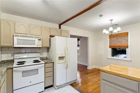 Kitchen - 3 E Gilbert St, Hampton, VA 23669 photo 2 of 4
