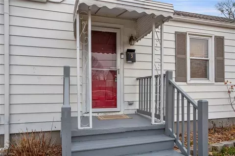 Exterior - 3 E Gilbert St, Hampton, VA 23669 photo 3 of 16