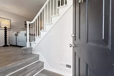 38 Glenhaven Dr, Hampton, VA 23664 photo 3
