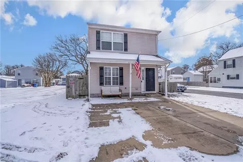 300 Gale Ave, Chesapeake, VA 23323