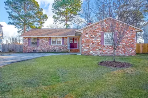 225 Coliss Ave, Virginia Beach, VA 23462