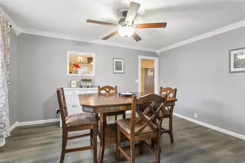 Dining - 112 W Taylor Ave, Hampton, VA 23663 photo 1 of 3