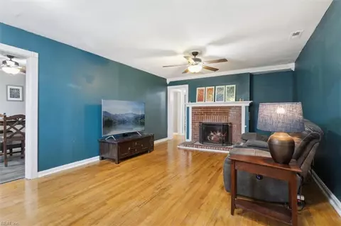 Other - 112 W Taylor Ave, Hampton, VA 23663 photo 2 of 12