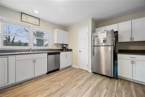 Other - 17 Prince James Dr, Hampton, VA 23669 photo 2 of 4