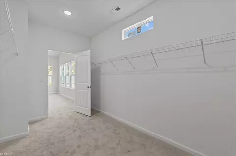 Entry Way - 2724 Cedar Rd, Chesapeake, VA 23323 photo 2 of 3