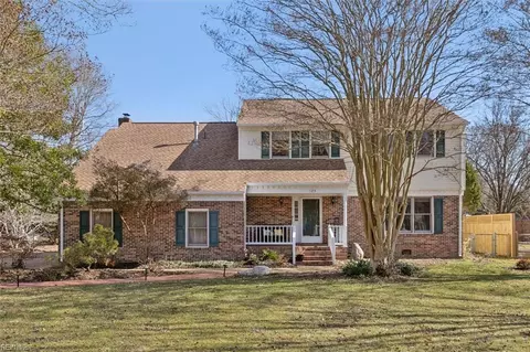 123 Brandywine Dr, Yorktown, VA 23692