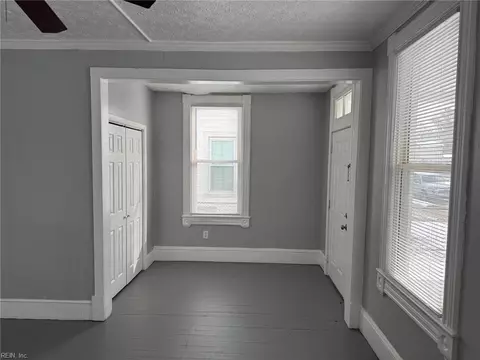 314 Chapel St, Hampton, VA 23669 photo 8