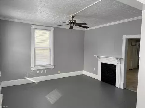 314 Chapel St, Hampton, VA 23669 photo 6