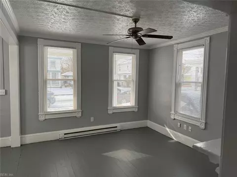 314 Chapel St, Hampton, VA 23669 photo 5