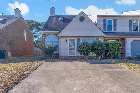 10 Lantern Way, Portsmouth, VA 23703
