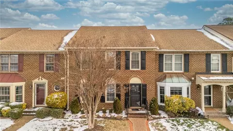 1050 Colonial Meadows Way, Virginia Beach, VA 23454