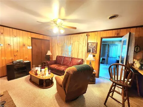 2186 Rolfe Hwy, Dendron, VA 23839 photo 3