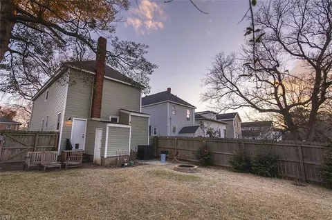 Exterior - 820 28th St, Norfolk, VA 23504 photo 6 of 6