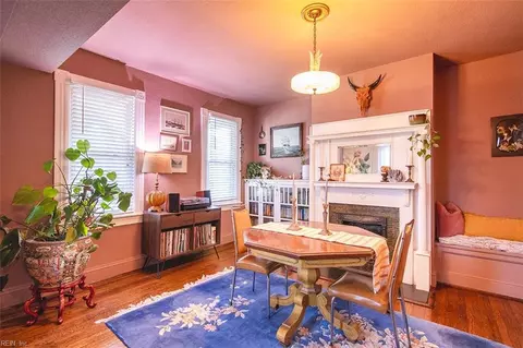 Dining - 820 28th St, Norfolk, VA 23504 photo 1 of 2