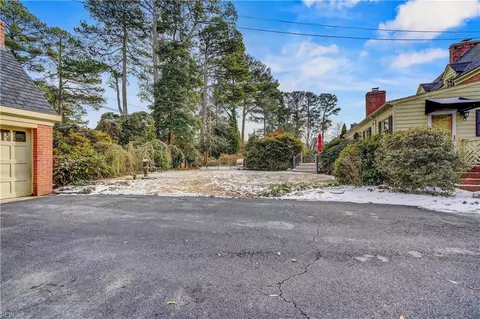 Exterior - 604 W Riverview Dr, Suffolk, VA 23434 photo 4 of 8