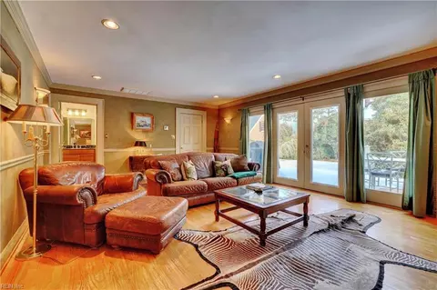 Living - 604 W Riverview Dr, Suffolk, VA 23434 photo 7 of 7