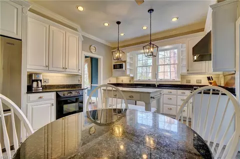 Kitchen - 604 W Riverview Dr, Suffolk, VA 23434 photo 3 of 5