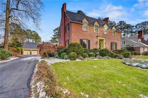 Exterior - 604 W Riverview Dr, Suffolk, VA 23434 photo 7 of 8