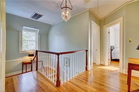 Entry Way - 604 W Riverview Dr, Suffolk, VA 23434 photo 7 of 7