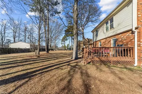 Exterior - 3 Burwick Ct, Hampton, VA 23669 photo 8 of 11