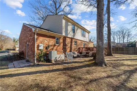 Exterior - 3 Burwick Ct, Hampton, VA 23669 photo 10 of 11