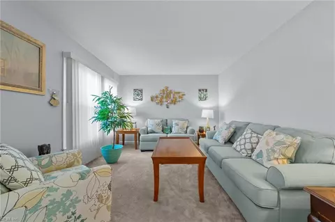 Living - 3 Burwick Ct, Hampton, VA 23669 photo 1 of 4
