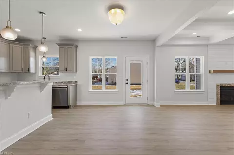 601 Annaka Loop, Chesapeake, VA 23323 photo 8